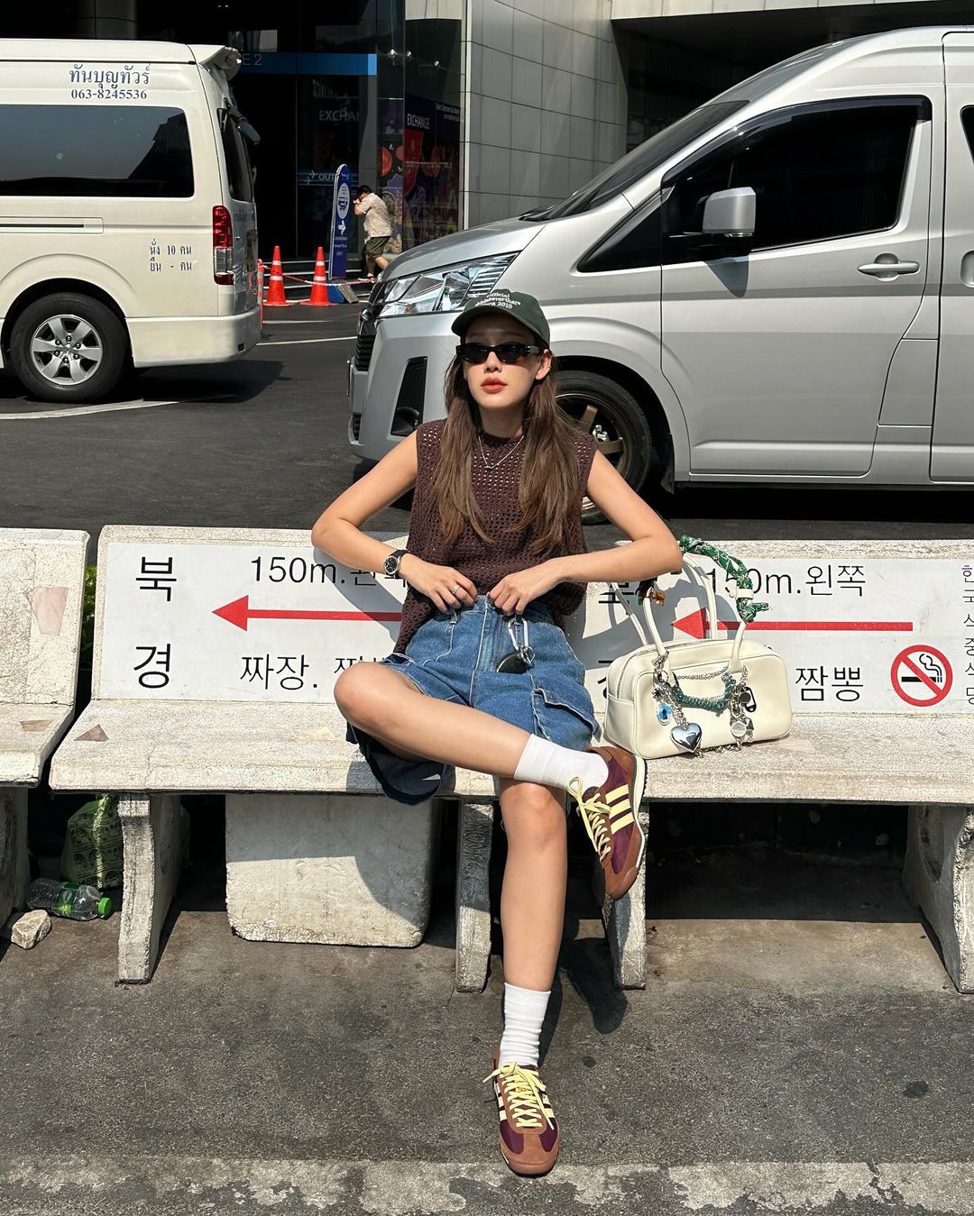 天气太熱穿什么好？这3位泰国女生的穿搭示范，夏季清凉又有型