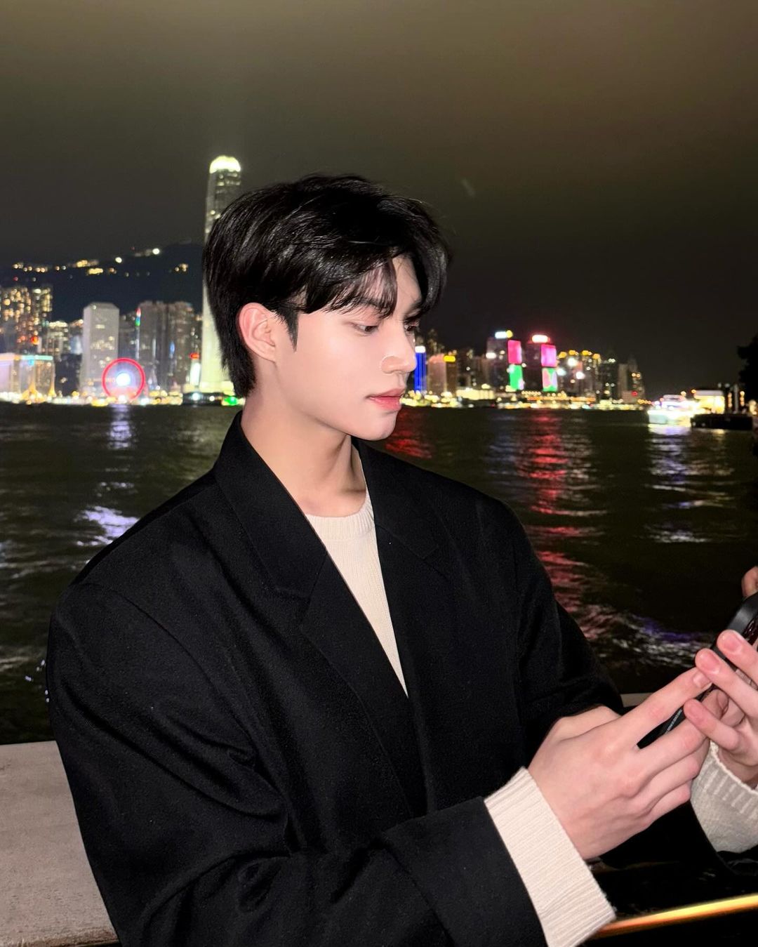 一部影片6000多万浏览,因神似宋江爆红的韩国模特Daegwan