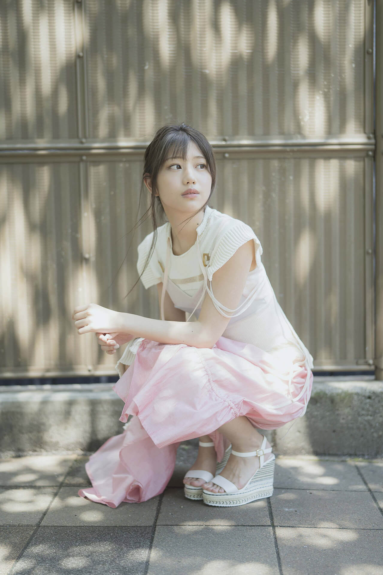 Mayumi Shiraishi 白石まゆみ, ヤンマガデジタル写真集 [グラから見るか？エモから見るか？]