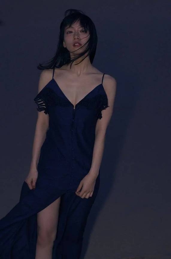又纯又欲，吉冈里帆真是俏皮又迷人-7