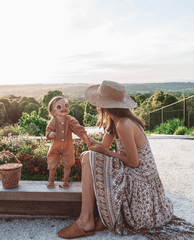 Jessica Stein亲子时尚秘籍:裙装搭配,让每站旅行都成为时尚大片-3 Jessica Stein亲子时尚秘籍:裙装搭配,让每站旅行都成为时尚大片