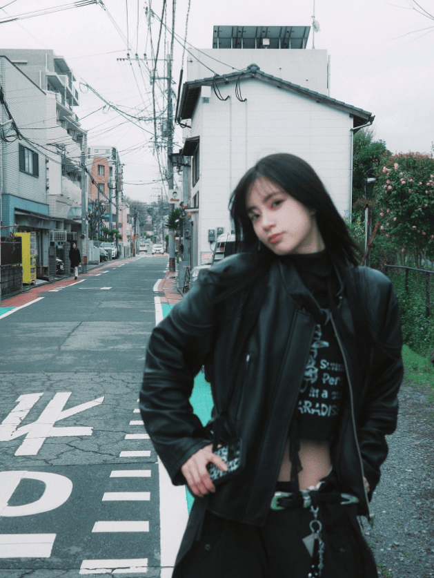 穿搭博主sungziyoung的时尚秘籍：简约韩风，轻松驾驭各种场合