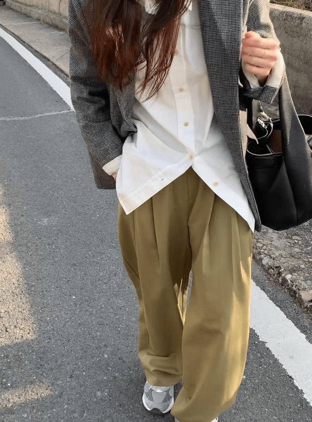 穿搭博主sungziyoung的时尚秘籍：简约韩风，轻松驾驭各种场合