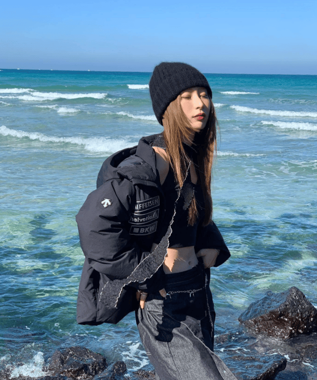 ins时尚博主最新穿搭来袭!甜美淑女风,让你秒变温柔女神-1 ins时尚博主最新穿搭来袭!甜美淑女风,让你秒变温柔女神