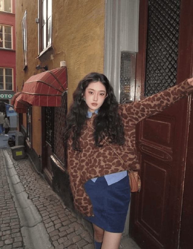 从街头到高端,AMLLIJ如何用穿搭诠释美无界限,引领潮流新风尚-5 从街头到高端,AMLLIJ如何用穿搭诠释美无界限,引领潮流新风尚