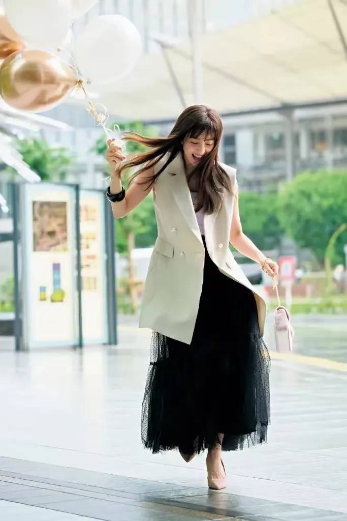 2024新晋秋冬流行色曝光:“米色系”!温柔又显贵,早穿早美-7 2024新晋秋冬流行色曝光:“米色系”!温柔又显贵,早穿早美