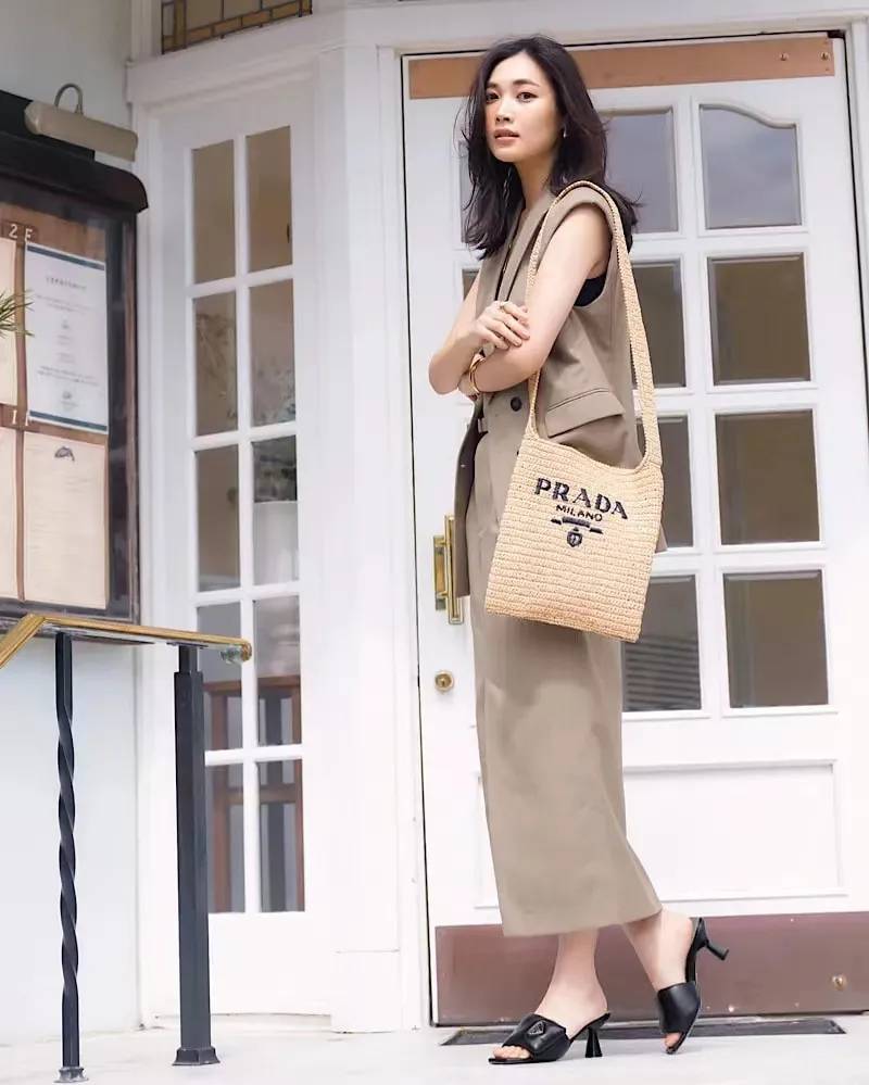 2024新晋秋冬流行色曝光:“米色系”!温柔又显贵,早穿早美-11 2024新晋秋冬流行色曝光:“米色系”!温柔又显贵,早穿早美