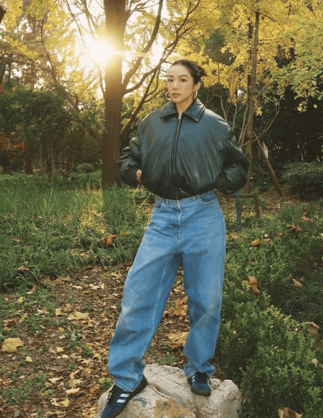 解锁时尚新篇章：新加坡博主Yoyo Cao的潮流穿搭密码