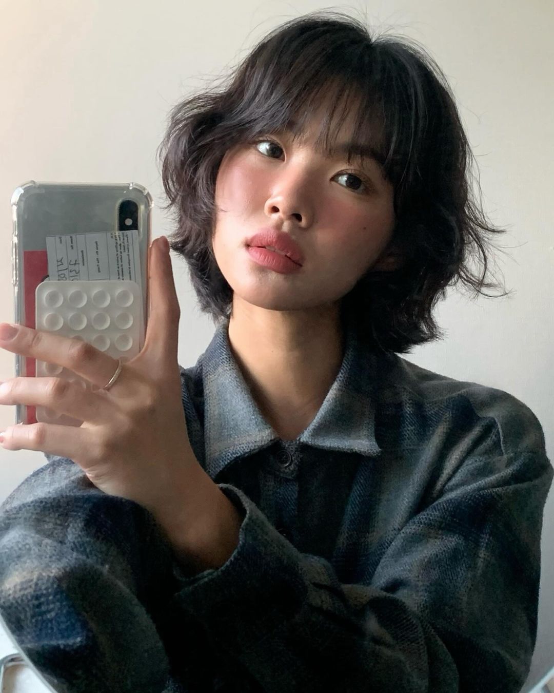 不笑時像郑浩妍,笑起來是邻家女孩:看看这位淡颜系韩国美女模特