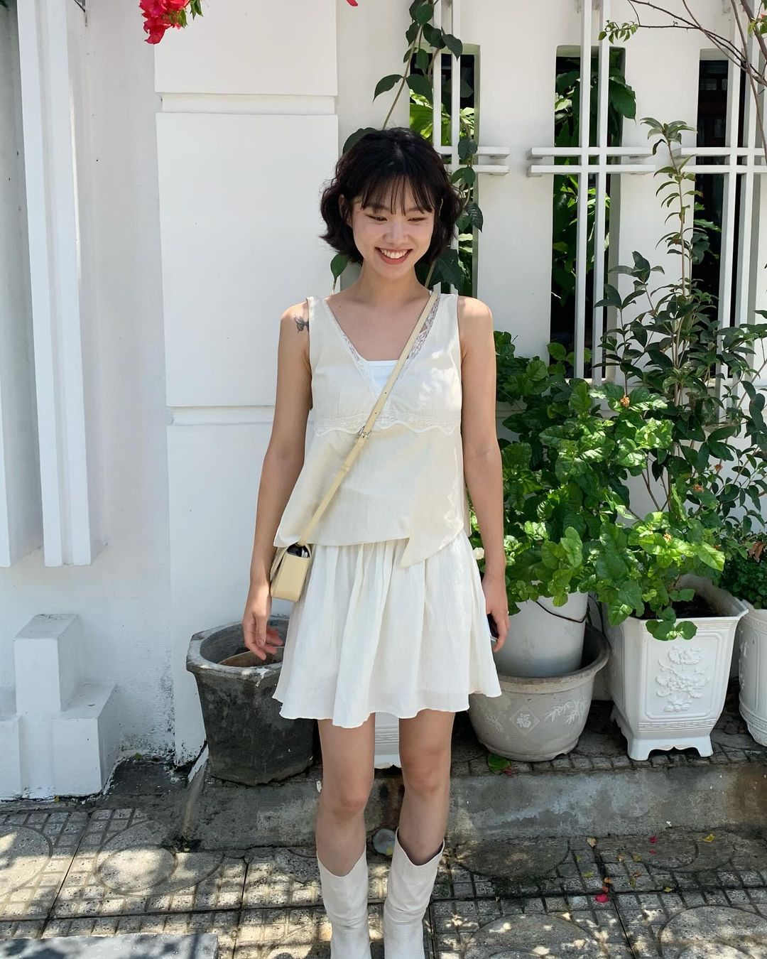 不笑時像郑浩妍,笑起來是邻家女孩:看看这位淡颜系韩国美女模特