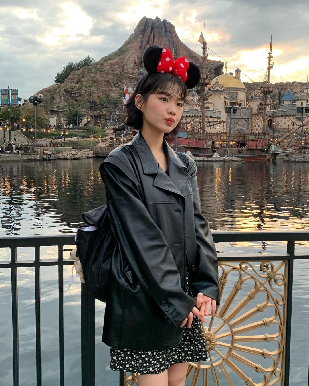 不笑時像郑浩妍，笑起來是邻家女孩：看看这位淡颜系韩国美女模特