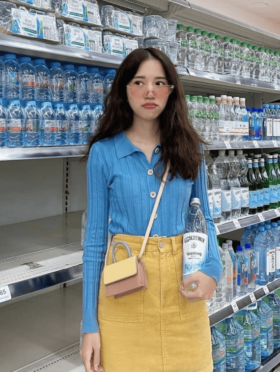 丹麦ins时尚精灵Cathrine,笑容与色彩共舞的日常穿搭-3 丹麦ins时尚精灵Cathrine,笑容与色彩共舞的日常穿搭