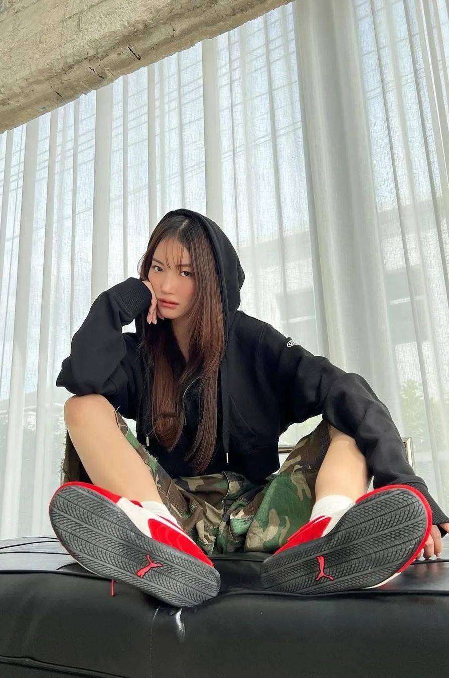 大牌们纷纷喜欢的薄底鞋,究竟有多好穿?-2 大牌们纷纷喜欢的薄底鞋,究竟有多好穿?