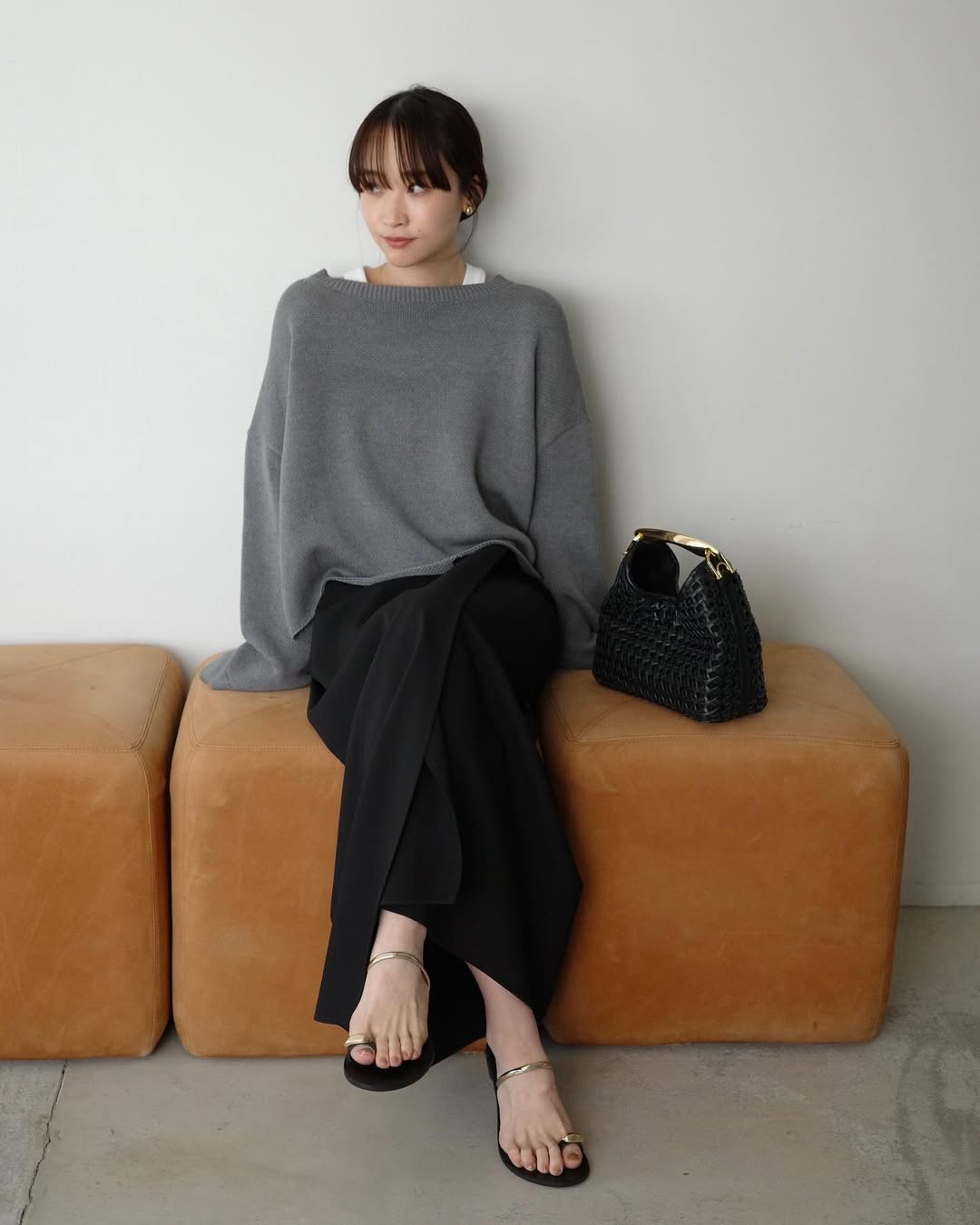 基本中性色如何穿出个人风格？看这3位日本时女生的穿搭