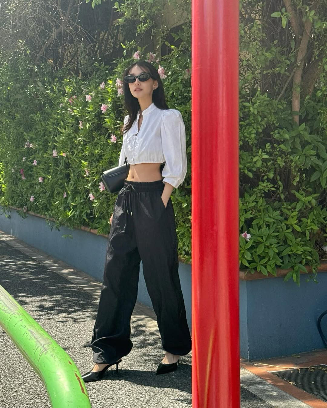 基本中性色如何穿出个人风格？看这3位日本时女生的穿搭