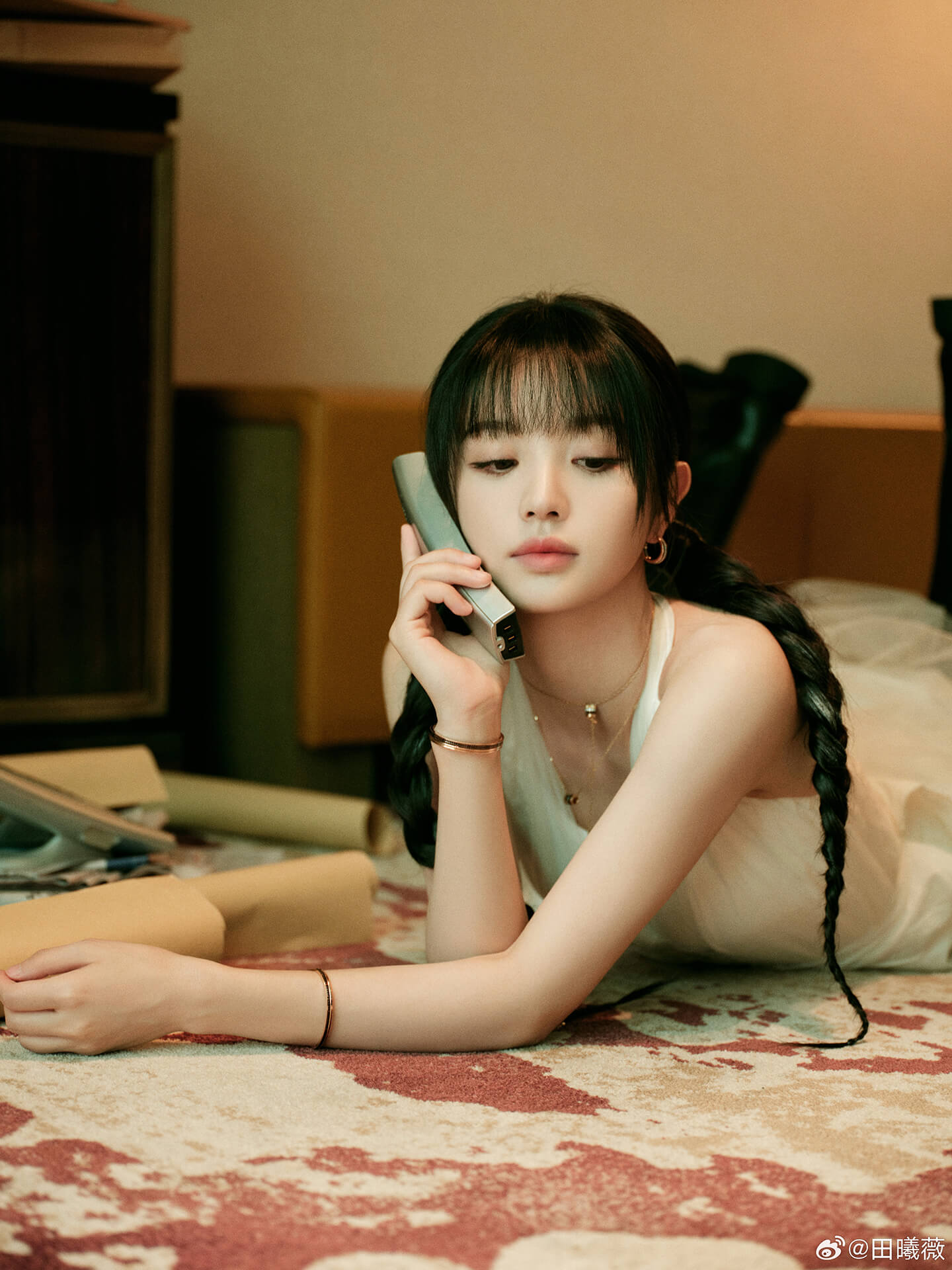 田曦薇双麻花辫造型