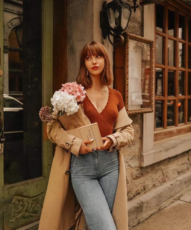 ins时尚博主Audrey Rivet的时尚哲学：复古色系打造秋冬温暖造型