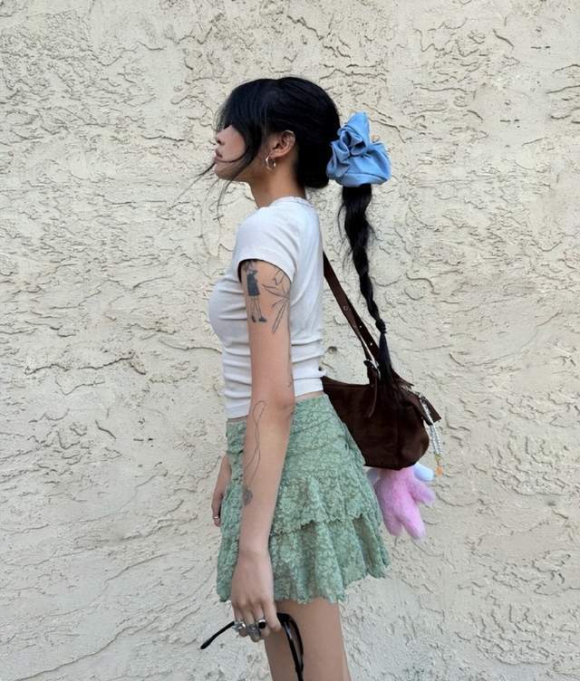 辣妹博主pameluft:亚裔风情混搭废土y2k,时尚新宠-3 辣妹博主pameluft:亚裔风情混搭废土y2k,时尚新宠