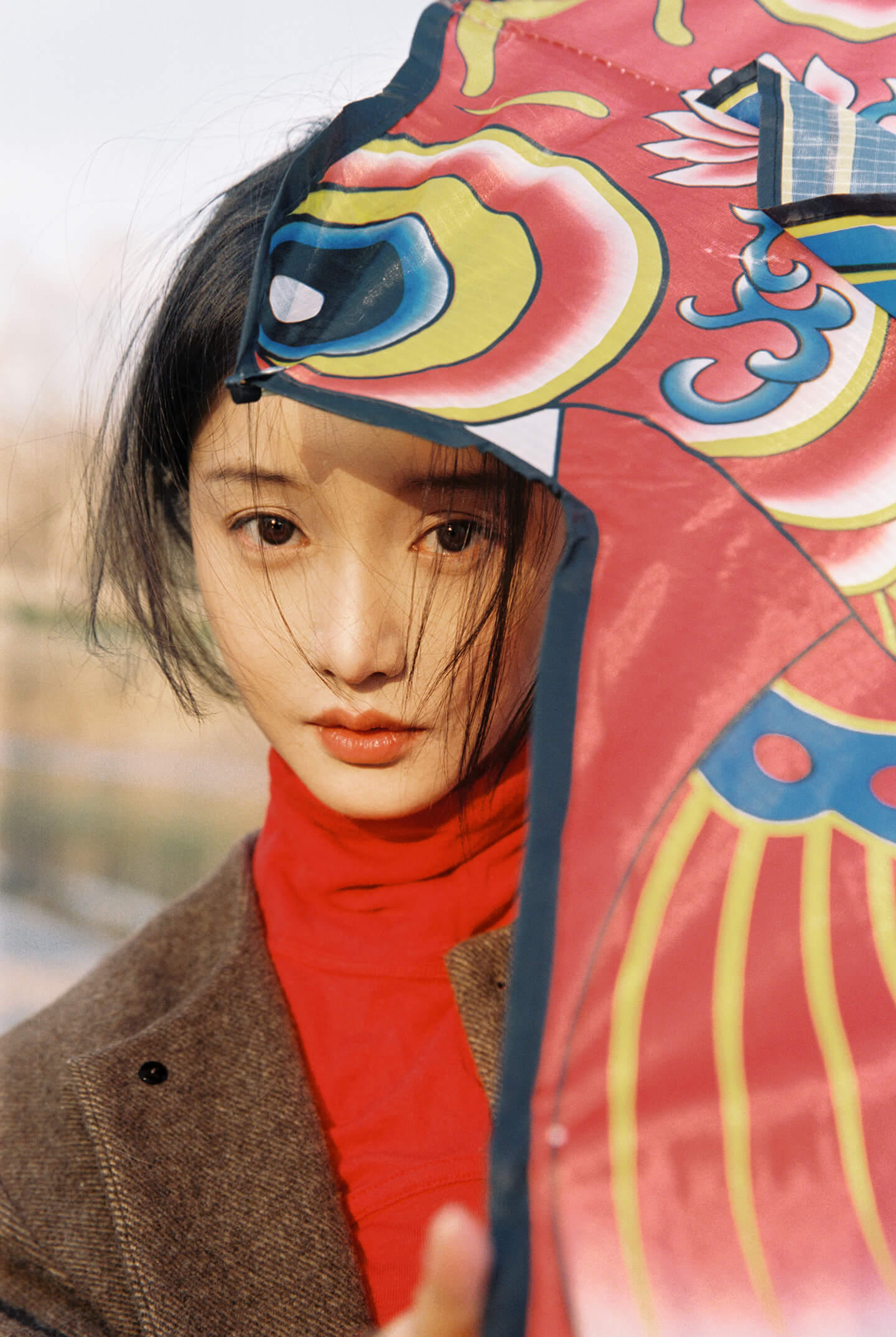 姜贞羽2月最新图片，氧气美女氛围感十足