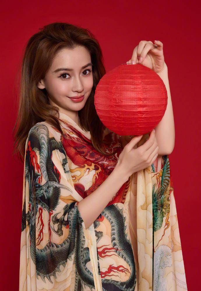 杨颖穿东方韵味的长裙晒美照,许久不见消瘦不少-7 杨颖穿东方韵味的长裙晒美照,许久不见消瘦不少