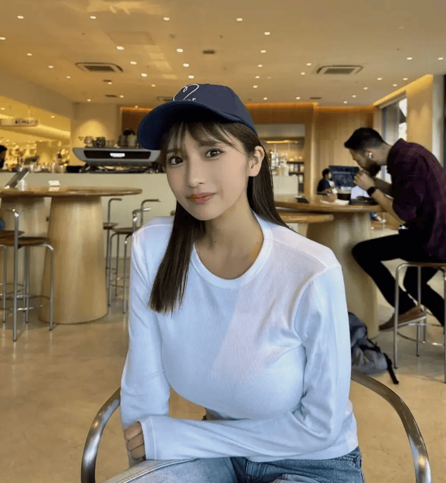 日本极品美女！156cm、52kg，完美身材微胖天花板！