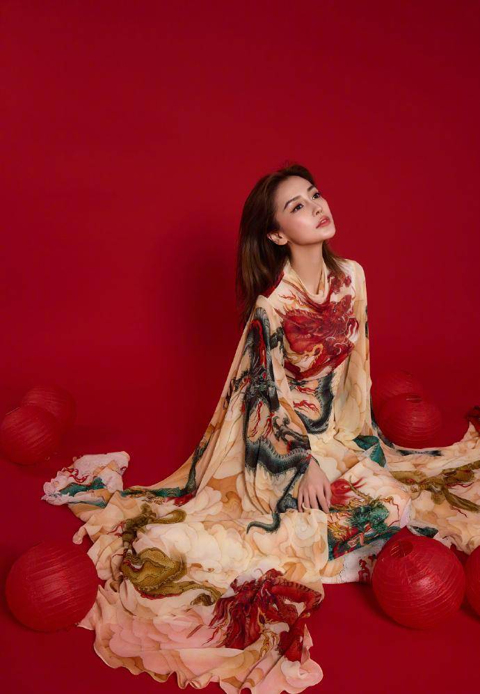 杨颖穿东方韵味的长裙晒美照,许久不见消瘦不少-5 杨颖穿东方韵味的长裙晒美照,许久不见消瘦不少