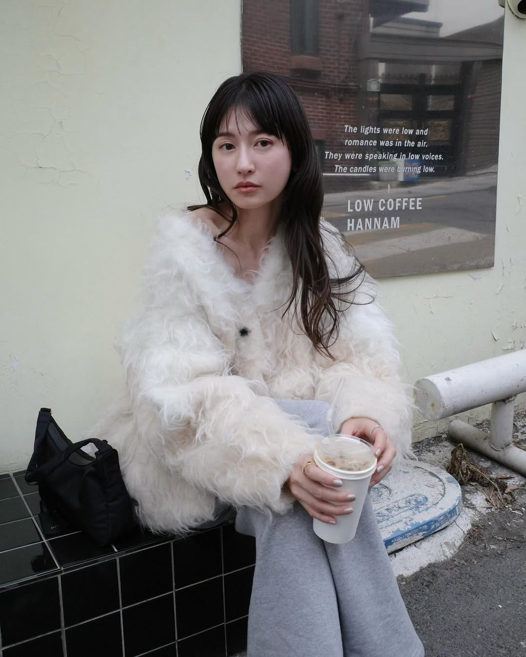 解锁春日率性与浪漫：松本惠奈私服穿搭全解析