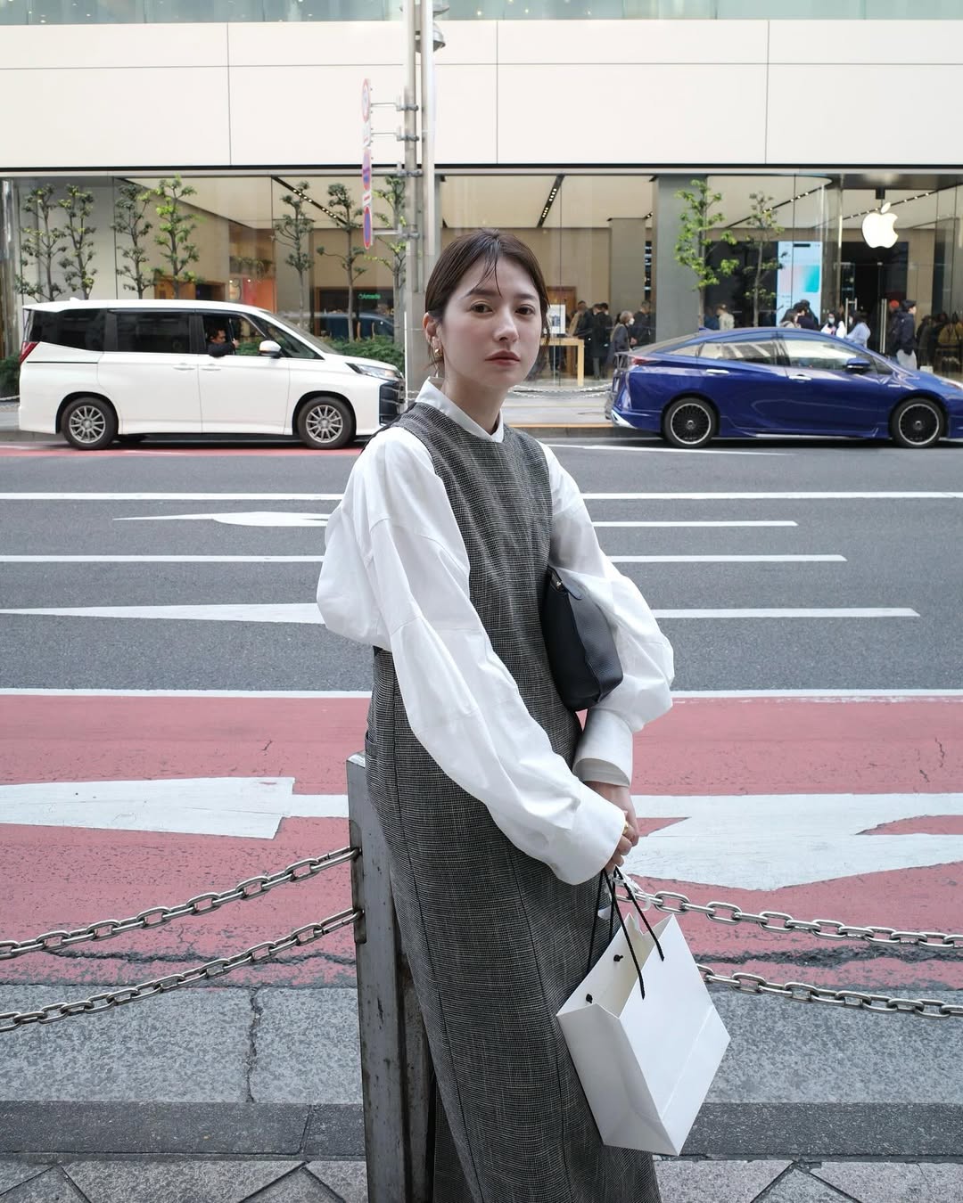 解锁春日率性与浪漫:松本惠奈私服穿搭全解析