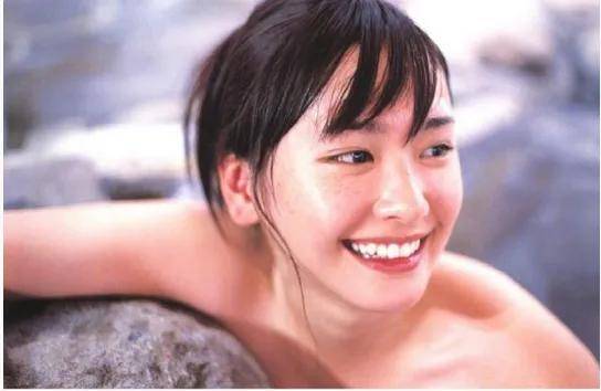 “日本国民老婆”新垣结衣靓丽美图!雪肤玉貌太性感撩人-2 “日本国民老婆”新垣结衣靓丽美图!雪肤玉貌太性感撩人