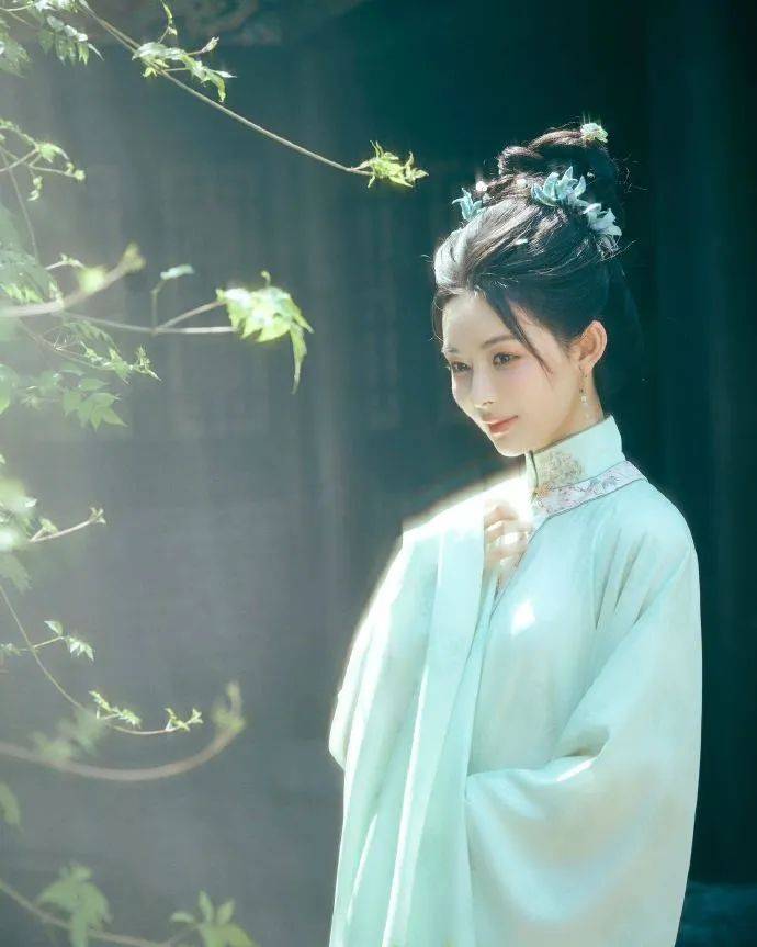 《雁回时》十大女星!陈都灵惊艳如黑玫瑰,女配都美爆了-25 《雁回时》十大女星!陈都灵惊艳如黑玫瑰,女配都美爆了