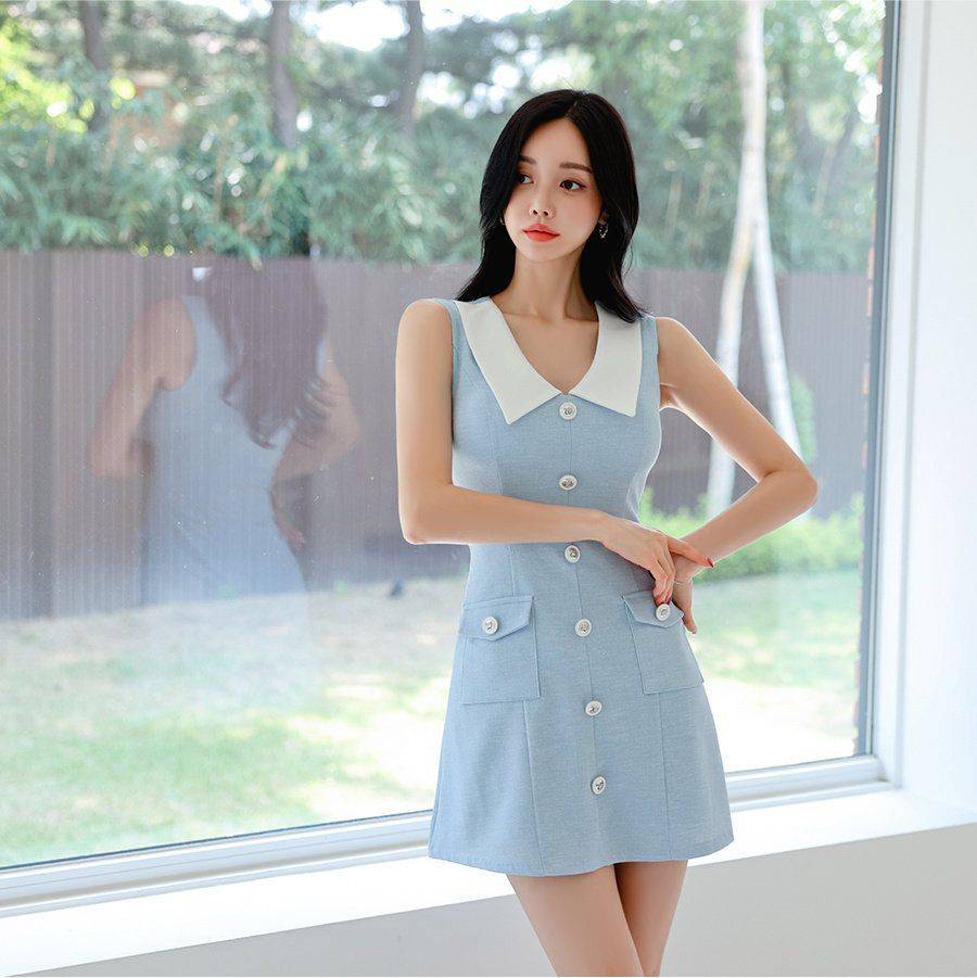孙允珠美照吸睛，一袭淡蓝无袖裙，灵动俏皮尽显少女感-3