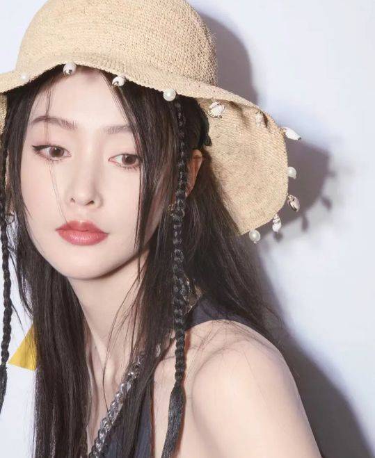 戴对帽子，让你的夏日穿搭瞬间升级！-3
