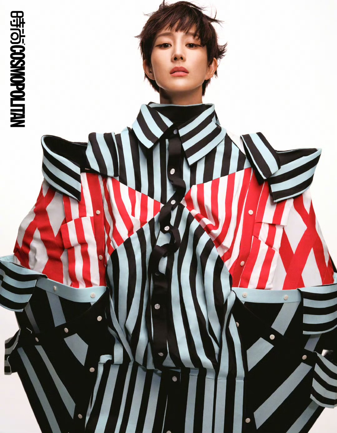 张钧甯短发造型拍COSMO人生几何大片