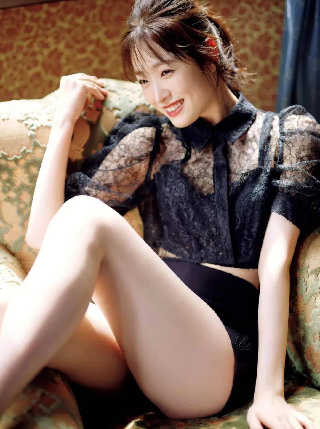 十大模特转型为演员的日本女星！魔鬼身材性感火辣-2