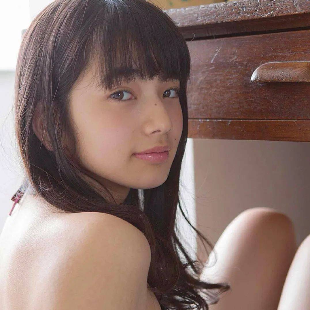 日本十大90后美女红星！又纯又欲身材火辣性感迷人-1