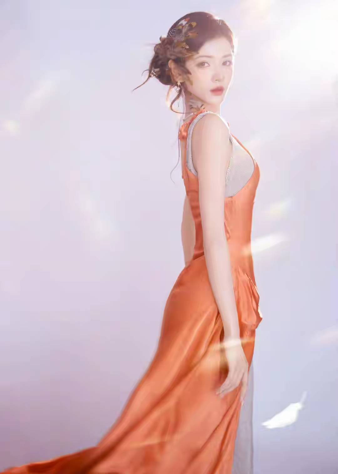 张予曦的这脚型，在娱乐圈能“杀”出一条绝美赛道吧-3