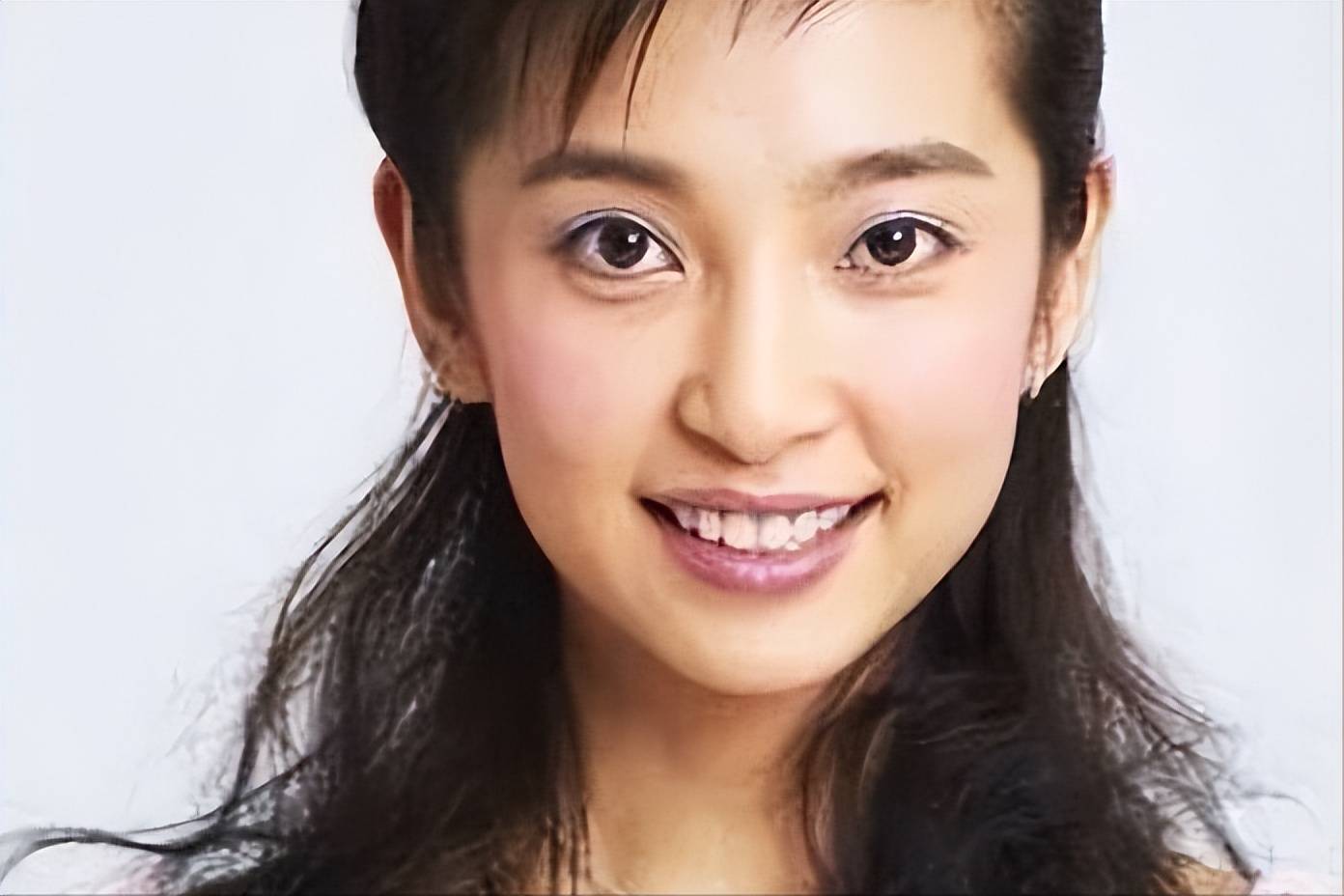 长得普通，整得却“美若天仙”？这些女星整的也太成功了-9