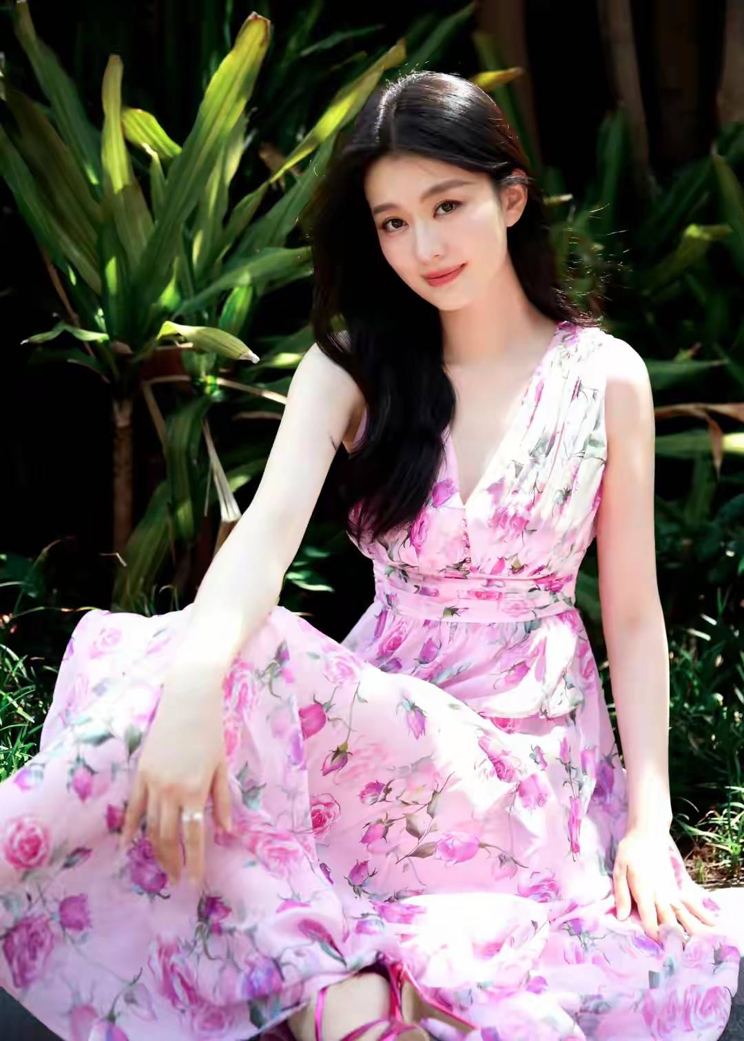 乔欣这个“人间富贵花”的魅力快藏不住了-2