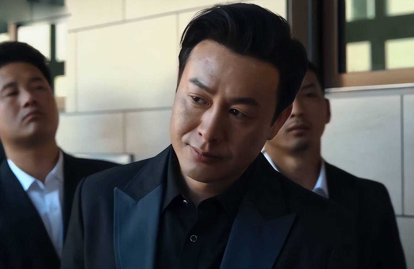 表面正人君子，实则是流氓头子，家暴恶魔，这4位男星太令人作呕-1