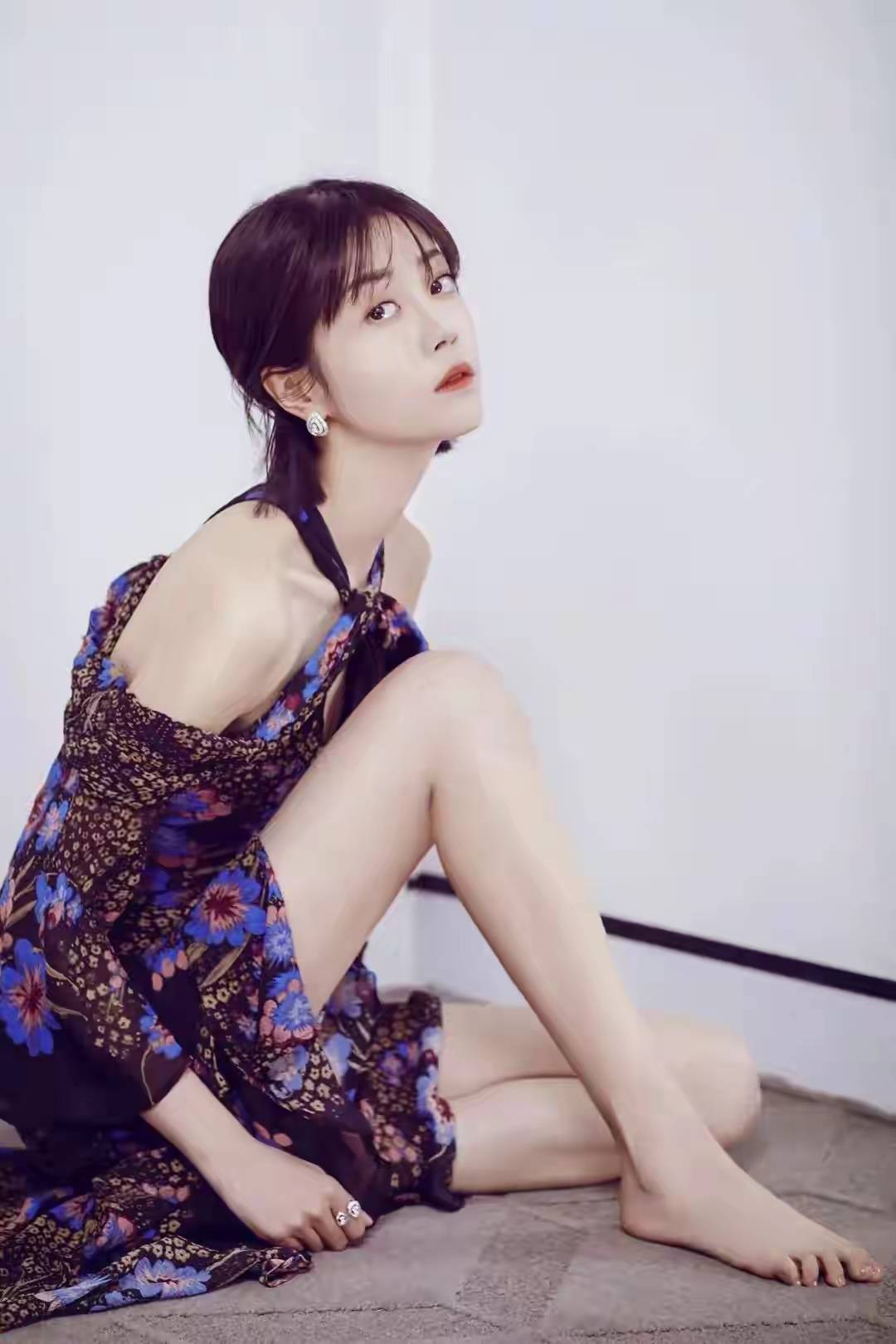 李溪芮“腿精”实锤！这逆天比例谁看了不疯狂心动-8