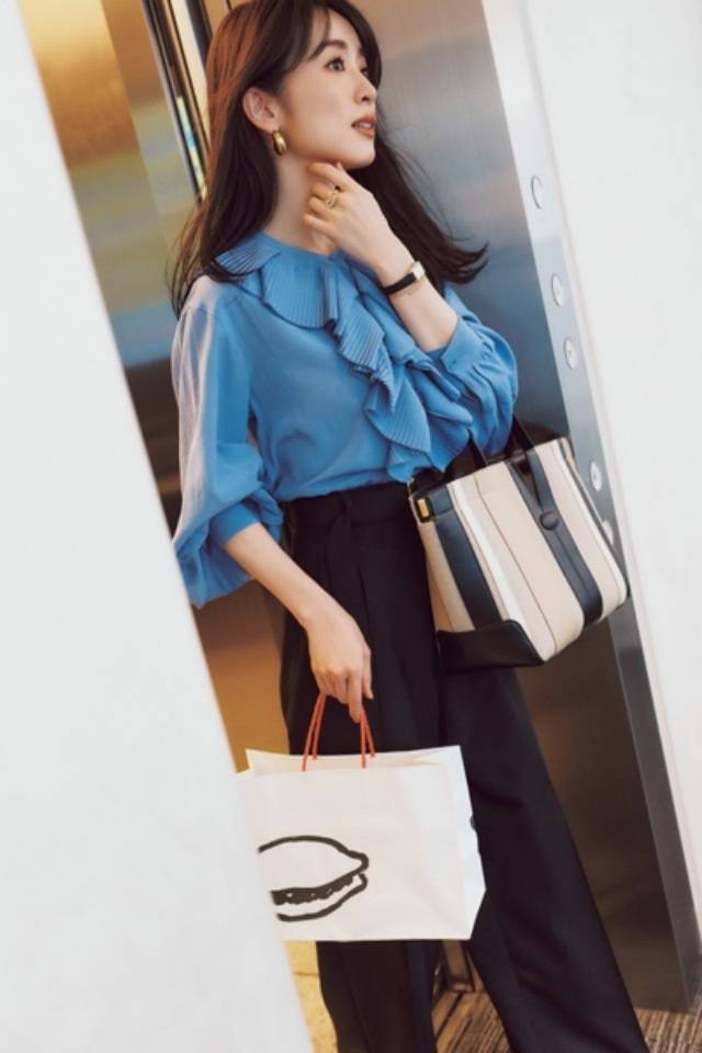 盛夏难挡经典黑，日本杂志7月时尚排名揭晓，黑色还是第一名-8