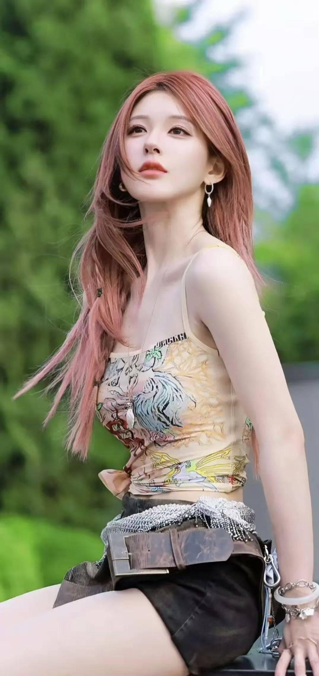 赵露思美照来袭，甜度直接拉满！-4