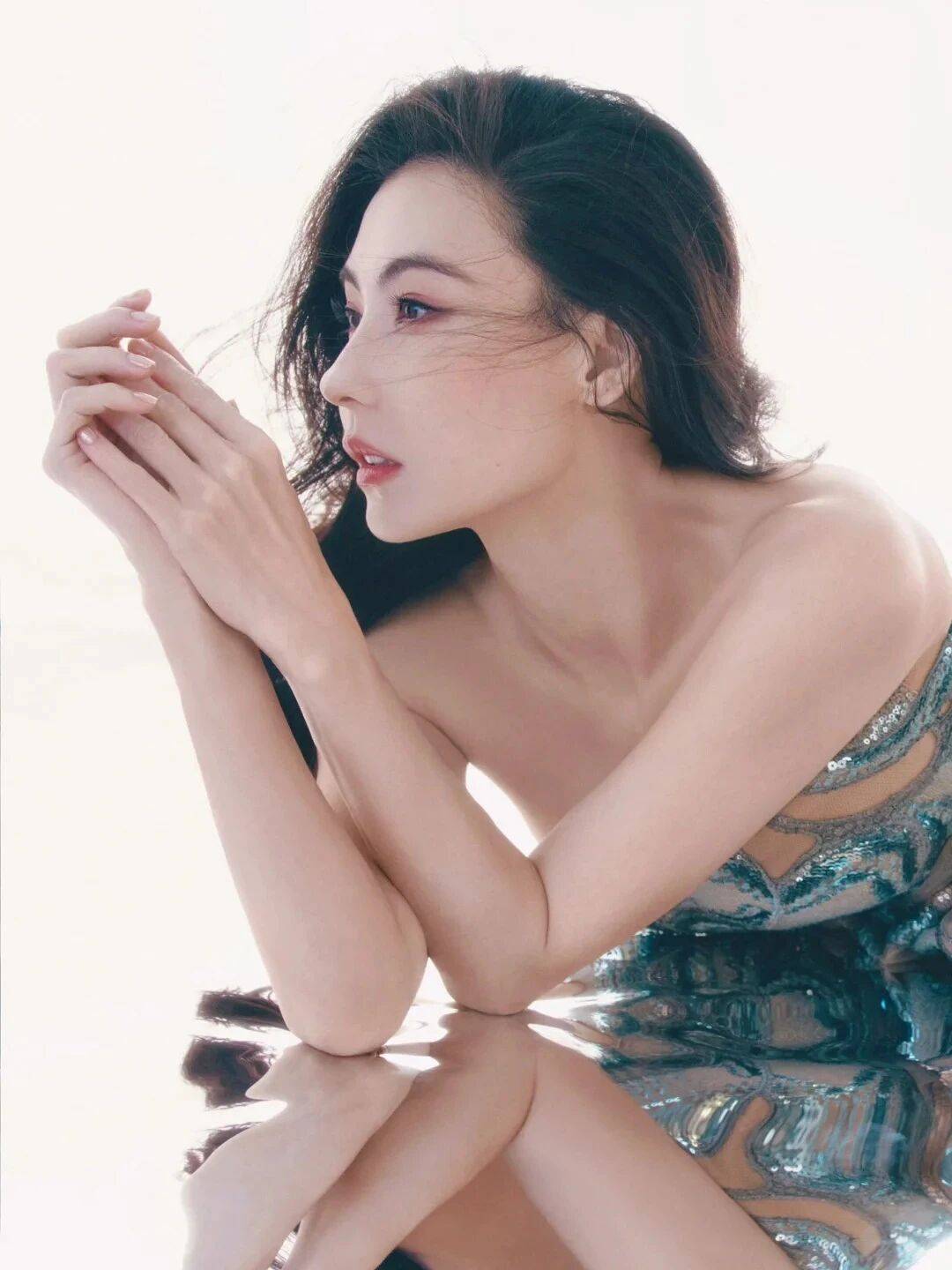 45岁怼脸直拍的美貌！张柏芝真是太太太绝了……-4