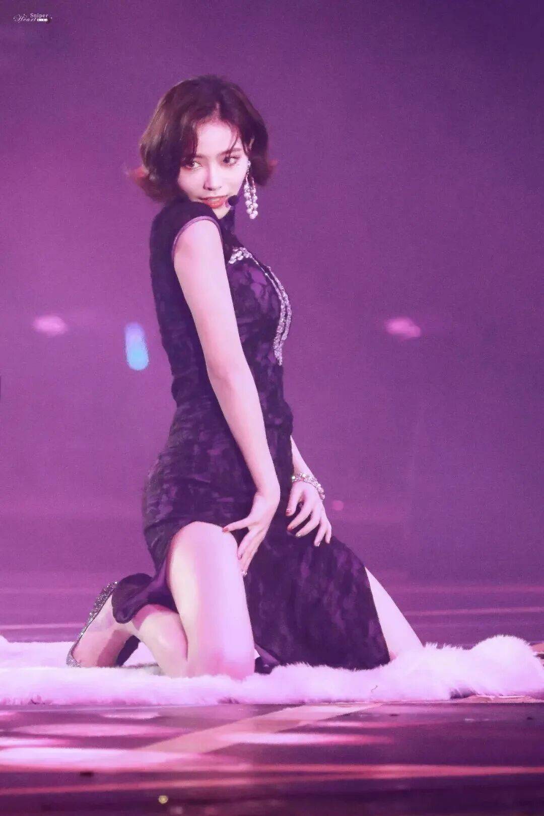 旗袍女神许佳琪曲线尽显，她这身材谁看了都叫绝！