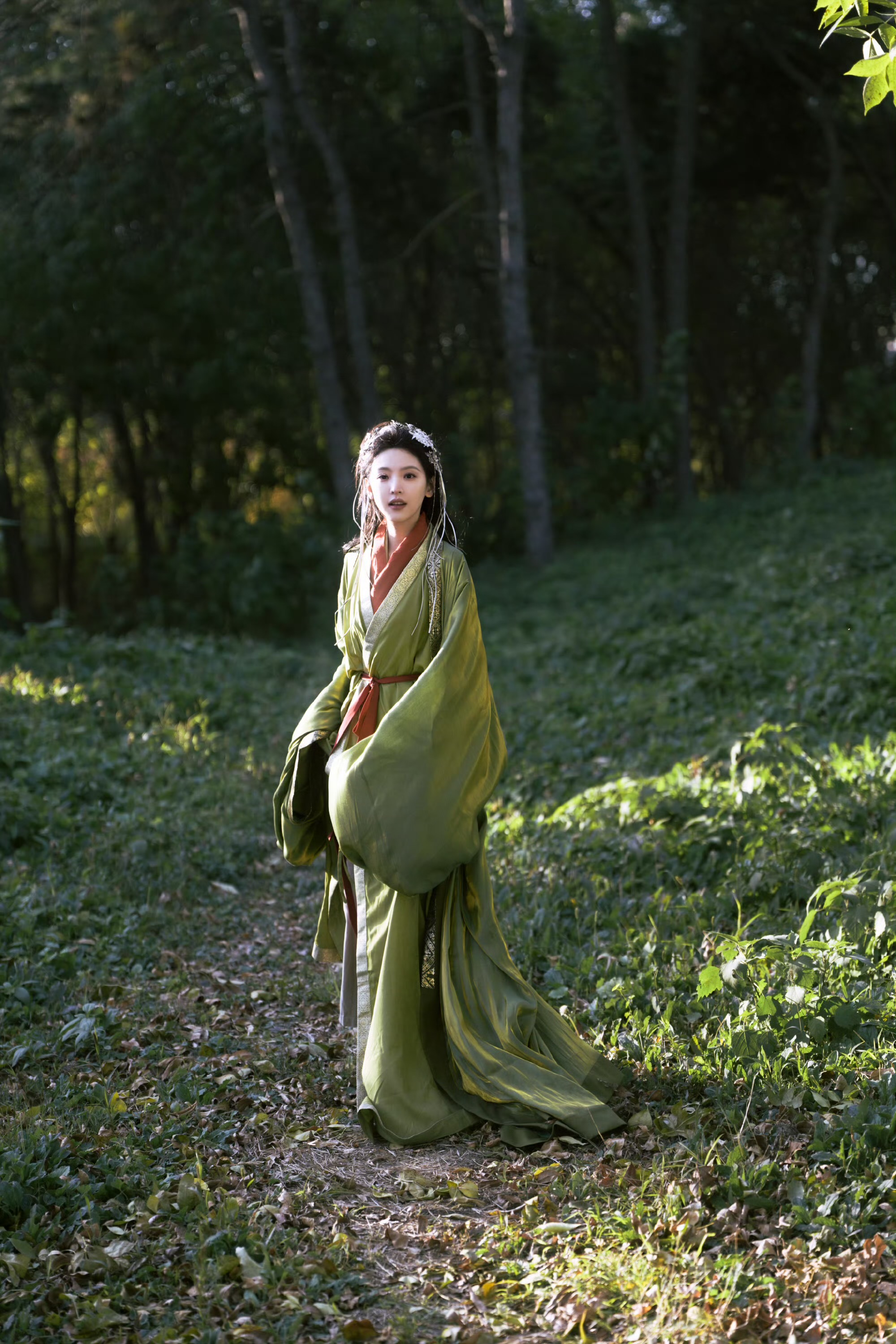 章若楠1114生日写真美图