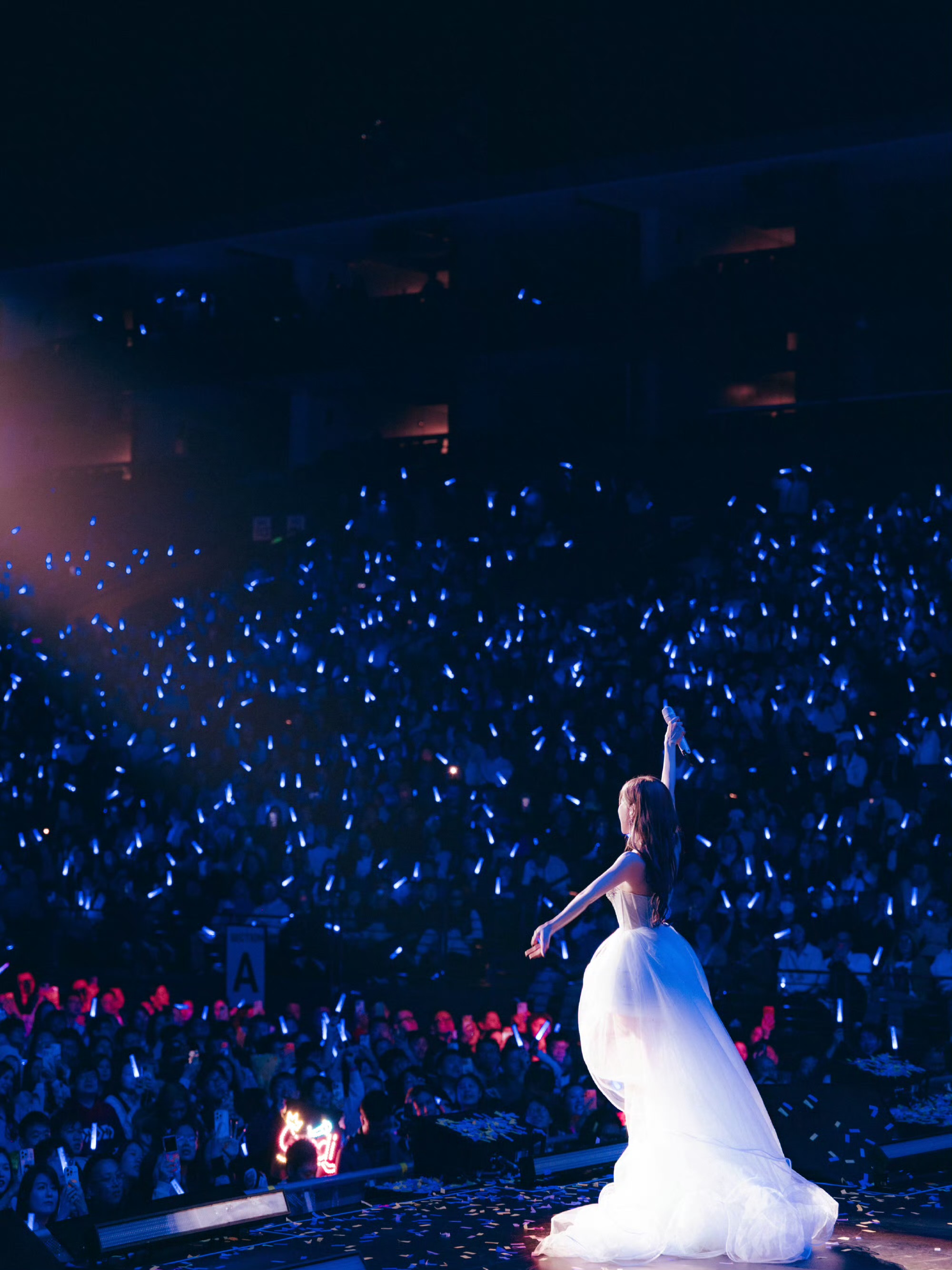 王心凌有裙摆是公主，没裙摆是精灵