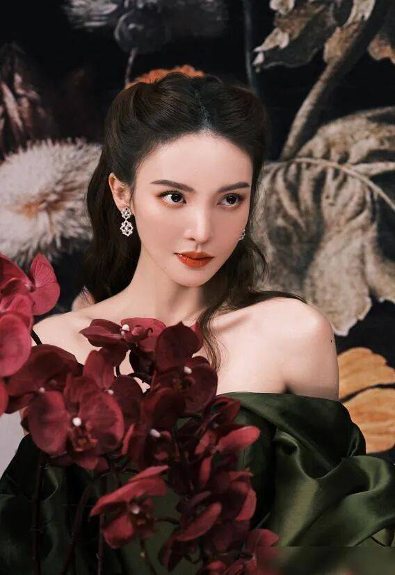 金晨靓丽写真美爆了!不是丰乳肥臀也能性感撩人-1 金晨靓丽写真美爆了!不是丰乳肥臀也能性感撩人