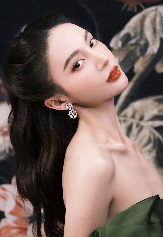 金晨靓丽写真美爆了!不是丰乳肥臀也能性感撩人-3 金晨靓丽写真美爆了!不是丰乳肥臀也能性感撩人