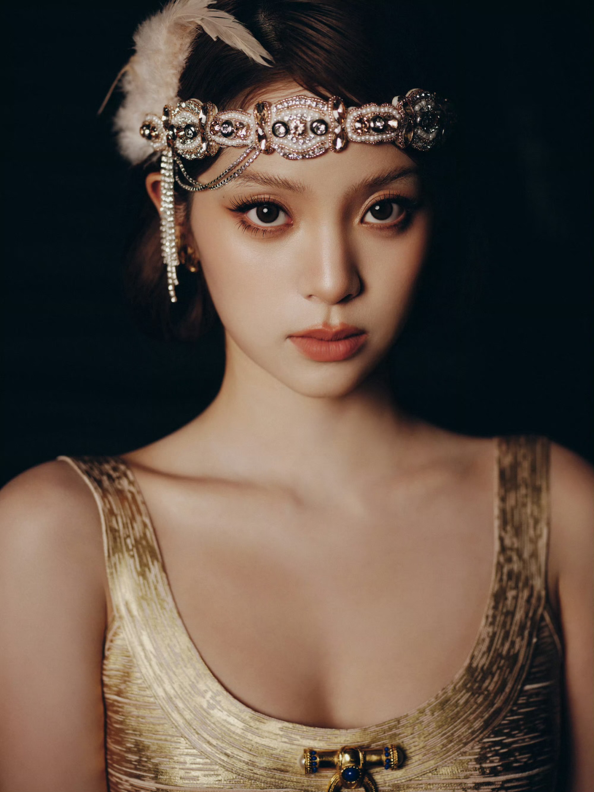 欧阳娜娜cos《了不起的盖茨比》里的黛西造型，造型太出彩了