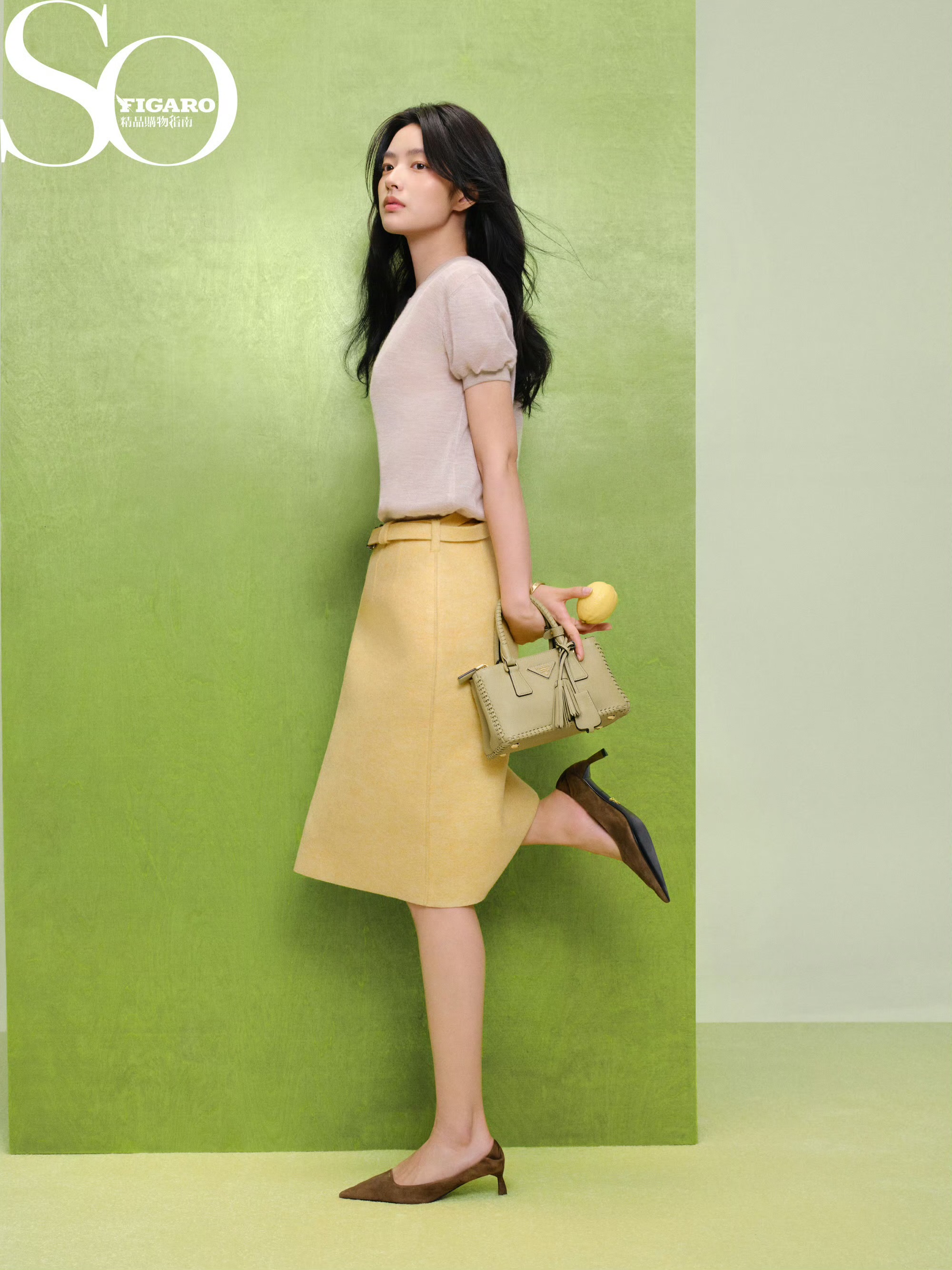 徐若晗SoFigaro封面 一路斑斓时尚大片
